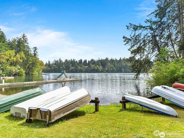 21937 Promontory Court SE, Yelm, WA 98597