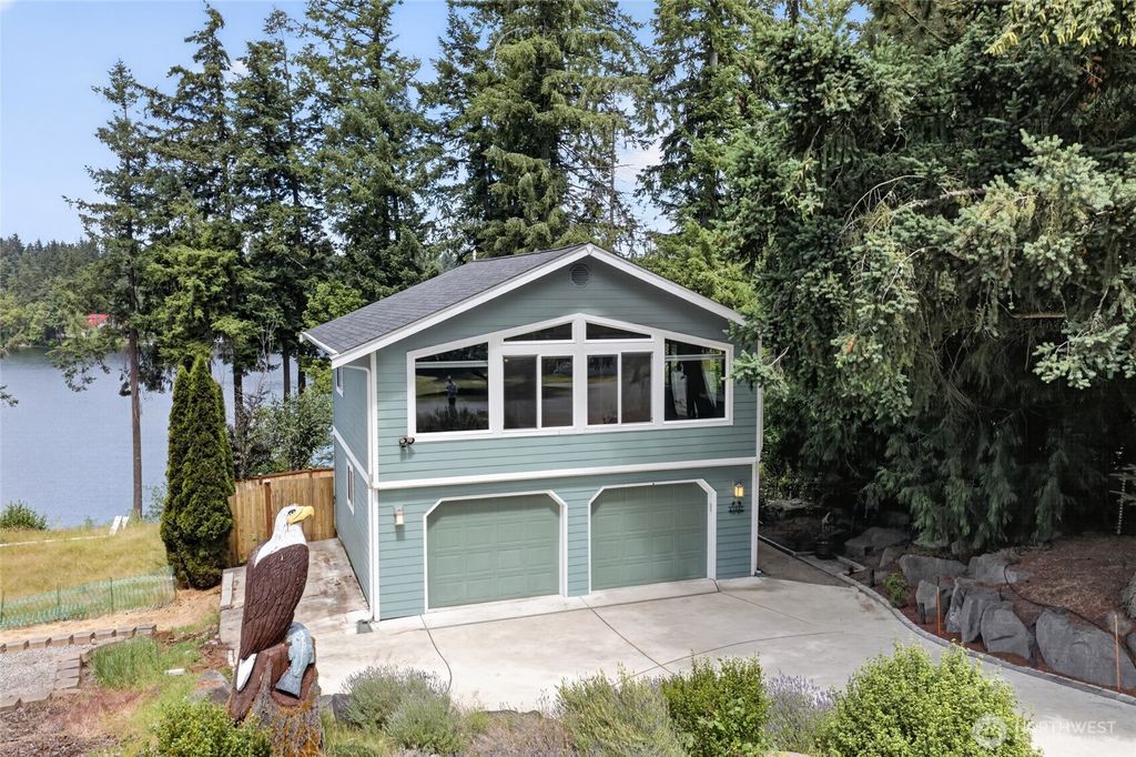 21937 Promontory Court SE, Yelm, WA 98597