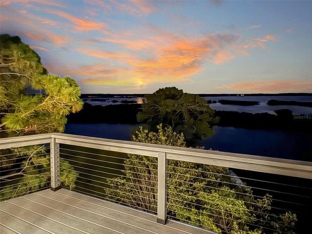 10701 PINE ISLAND DRIVE, Weeki Wachee, FL 34607