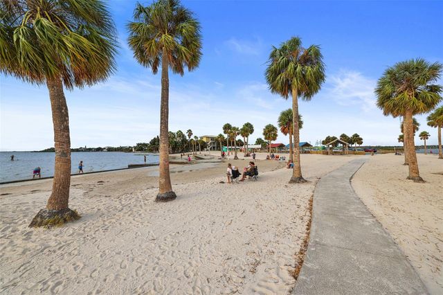 10701 PINE ISLAND DRIVE, Weeki Wachee, FL 34607