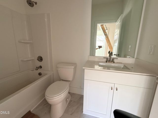 30 Loganberry Avenue, Bunnlevel, NC 28323