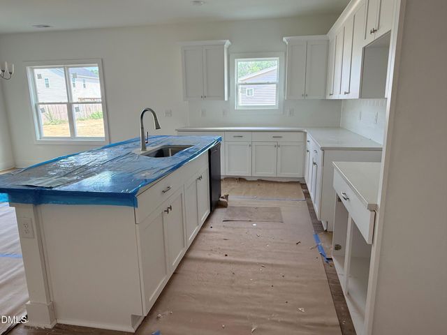 30 Loganberry Avenue, Bunnlevel, NC 28323