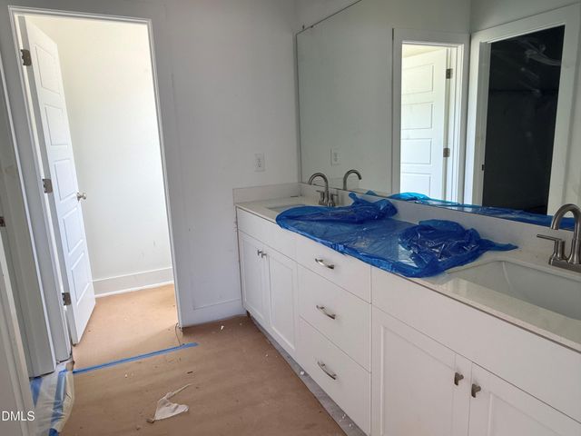 30 Loganberry Avenue, Bunnlevel, NC 28323