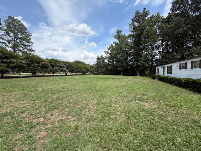 1097 Bethera Road, Bonneau, SC 29431
