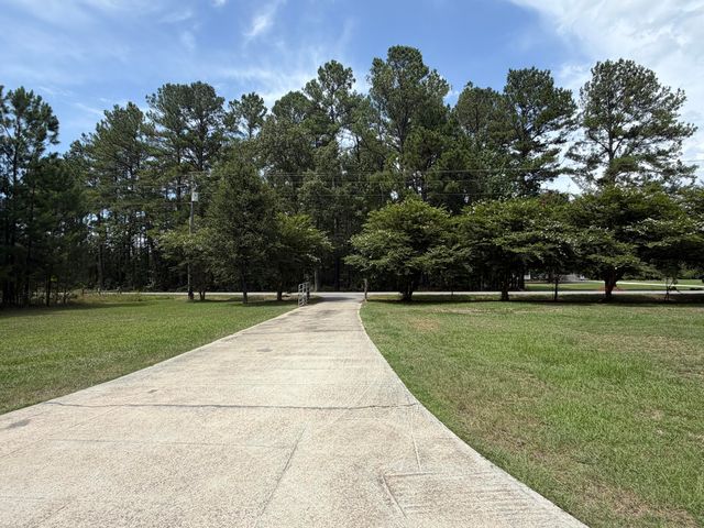1097 Bethera Road, Bonneau, SC 29431