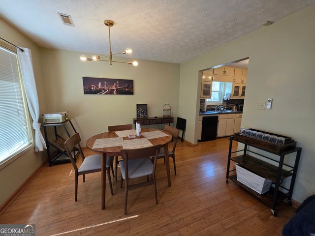 520 Cornwallis Way, Fayetteville, GA 30214