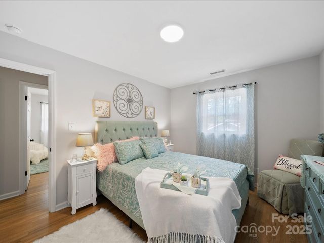 2213 Milton Road, Charlotte, NC 28215