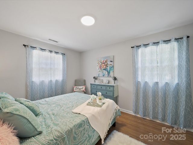 2213 Milton Road, Charlotte, NC 28215