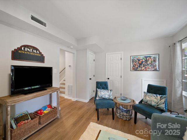 2213 Milton Road, Charlotte, NC 28215