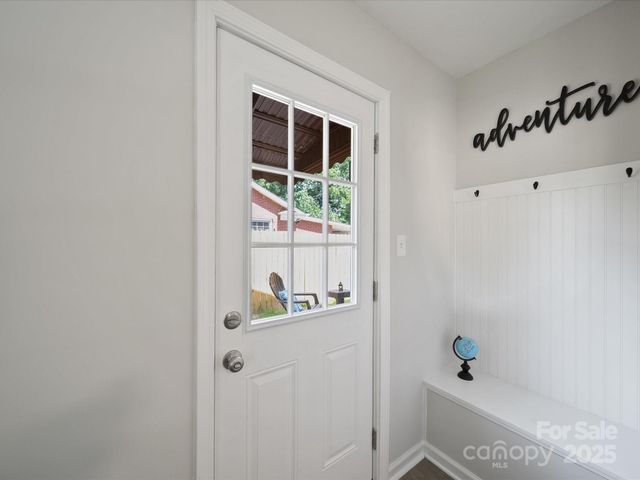 2213 Milton Road, Charlotte, NC 28215