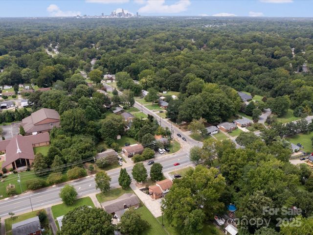 2213 Milton Road, Charlotte, NC 28215