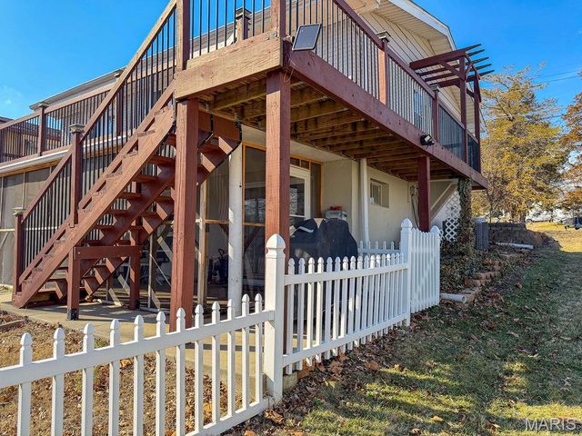14274 S Lake Drive, De Soto, MO 63020