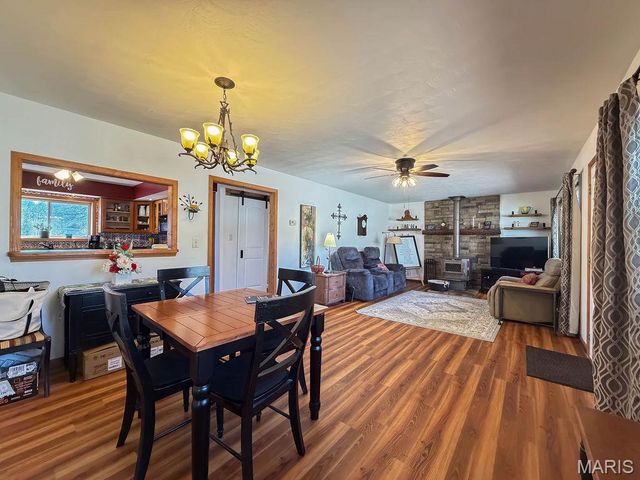 14274 S Lake Drive, De Soto, MO 63020