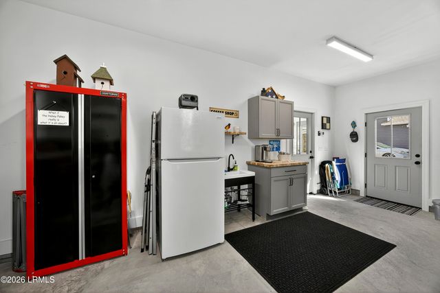 1612 Deanne Drive, Beaufort, SC 29902