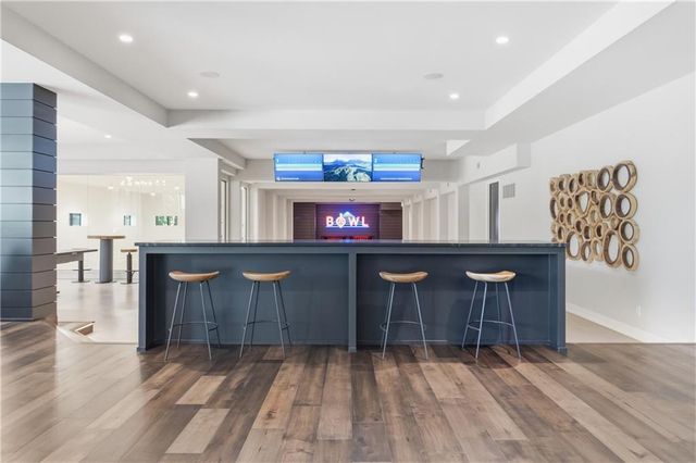 10670 W 192nd Place, Spring Hill, KS 66083