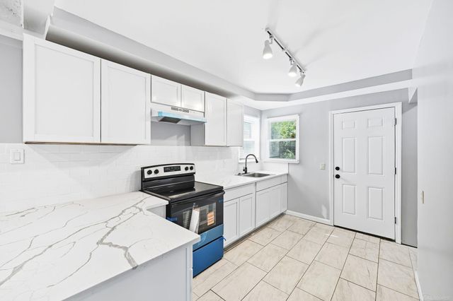 19947 Heyden Street, Detroit, MI 48219