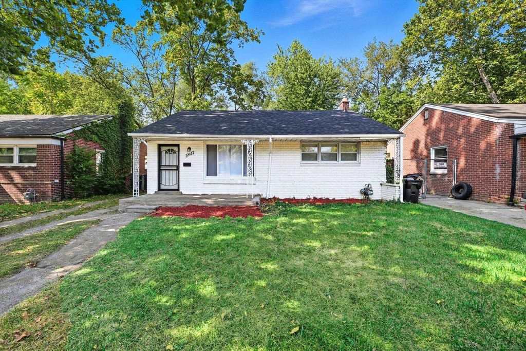 19947 Heyden Street, Detroit, MI 48219