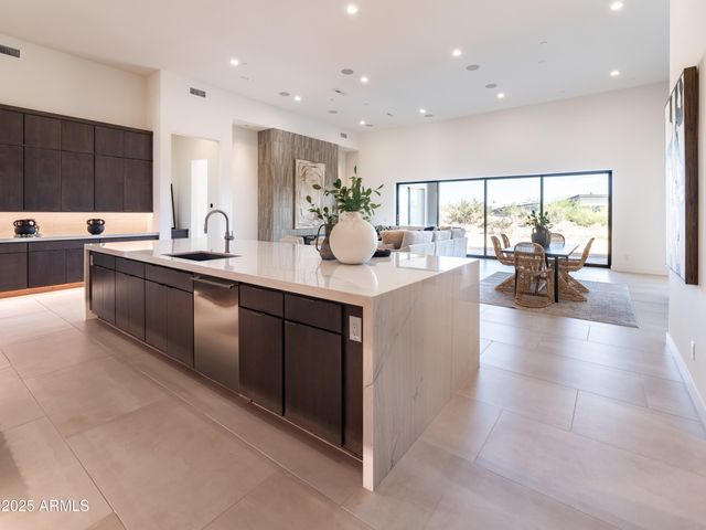 35065 N 83rd Place, Scottsdale, AZ 85266