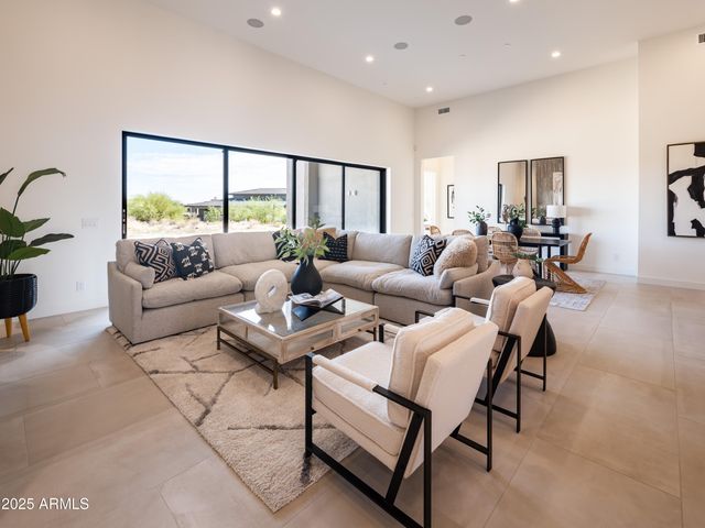 35065 N 83rd Place, Scottsdale, AZ 85266