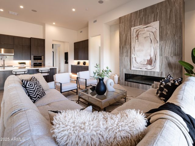 35065 N 83rd Place, Scottsdale, AZ 85266