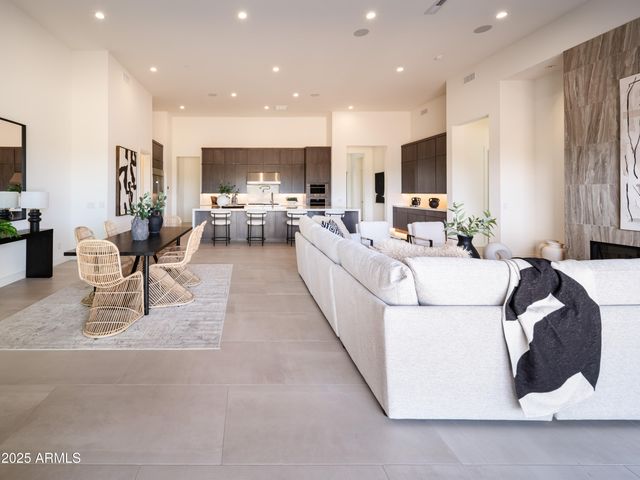 35065 N 83rd Place, Scottsdale, AZ 85266