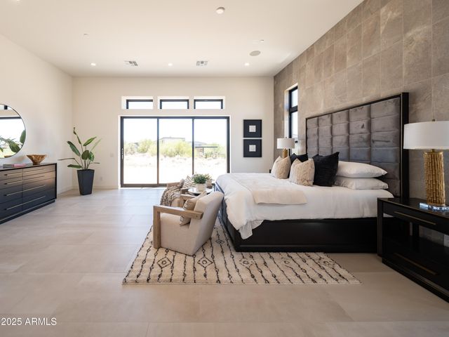 35065 N 83rd Place, Scottsdale, AZ 85266