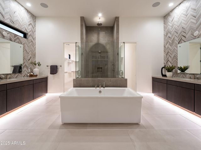 35065 N 83rd Place, Scottsdale, AZ 85266