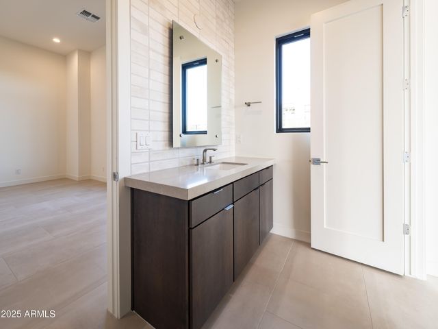 35065 N 83rd Place, Scottsdale, AZ 85266