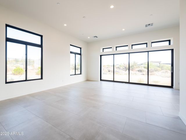 35065 N 83rd Place, Scottsdale, AZ 85266