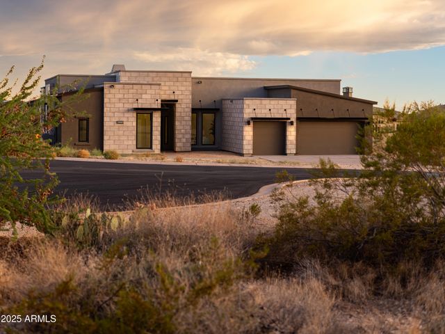 35065 N 83rd Place, Scottsdale, AZ 85266