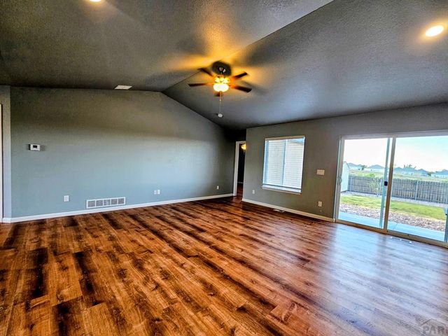 3133 W 18th St, Pueblo, CO 81003