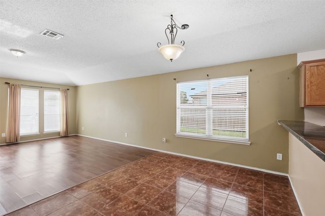 640 Canyon Place, Desoto, TX 75115