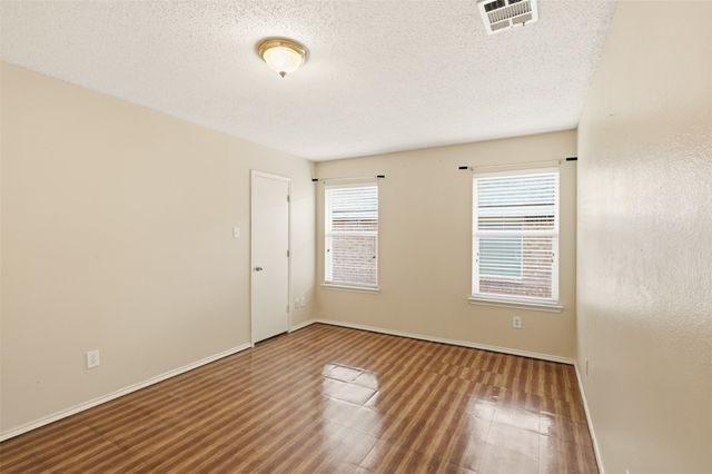 640 Canyon Place, Desoto, TX 75115