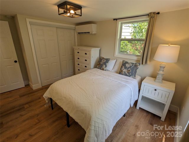 29 Woodrow Avenue 1, Asheville, NC 28801