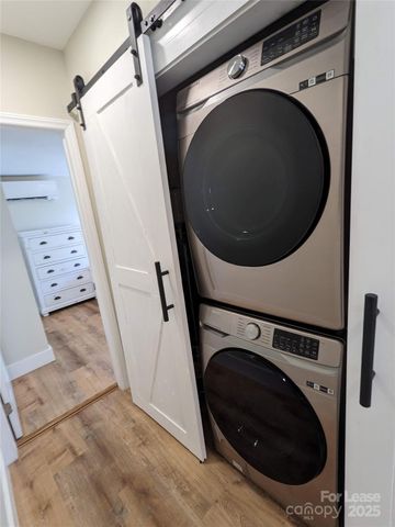 29 Woodrow Avenue 1, Asheville, NC 28801