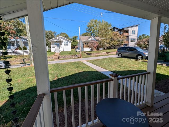 29 Woodrow Avenue 1, Asheville, NC 28801