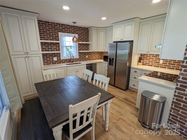 29 Woodrow Avenue 1, Asheville, NC 28801