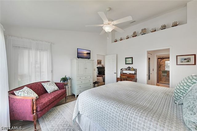 5932 Sand Wedge LN 1706, Naples, FL 34110