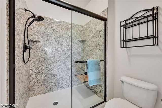 5932 Sand Wedge LN 1706, Naples, FL 34110