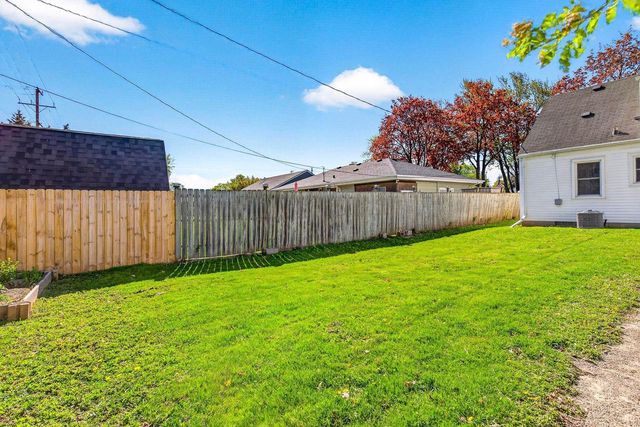1236 E GLENDALE AVENUE, Appleton, WI 54911
