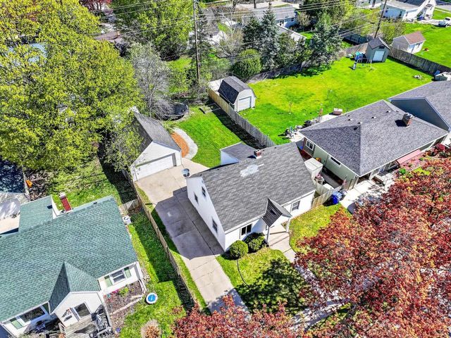 1236 E GLENDALE AVENUE, Appleton, WI 54911