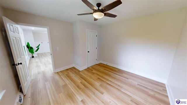 301 Edgewood Avenue, Elizabethtown, KY 42701