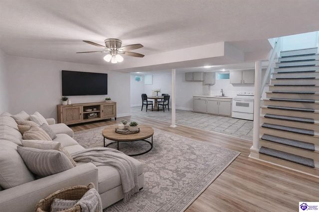 301 Edgewood Avenue, Elizabethtown, KY 42701