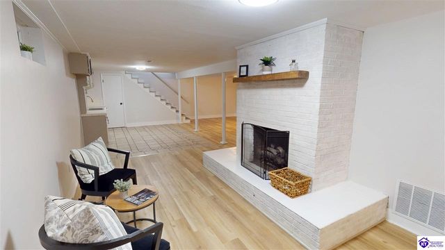 301 Edgewood Avenue, Elizabethtown, KY 42701