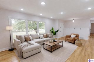 301 Edgewood Avenue, Elizabethtown, KY 42701