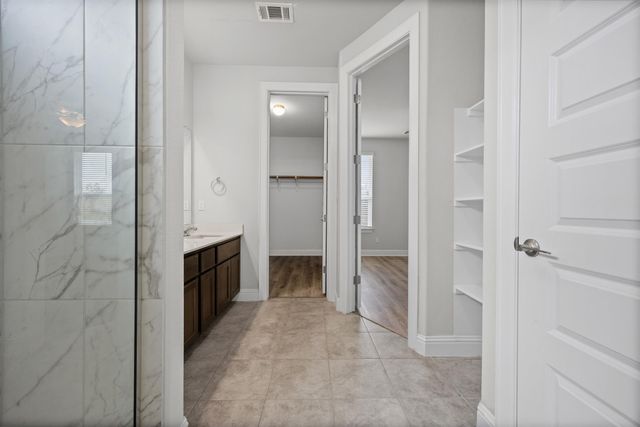 101 Stone Canyon DR, Georgetown, TX 78628