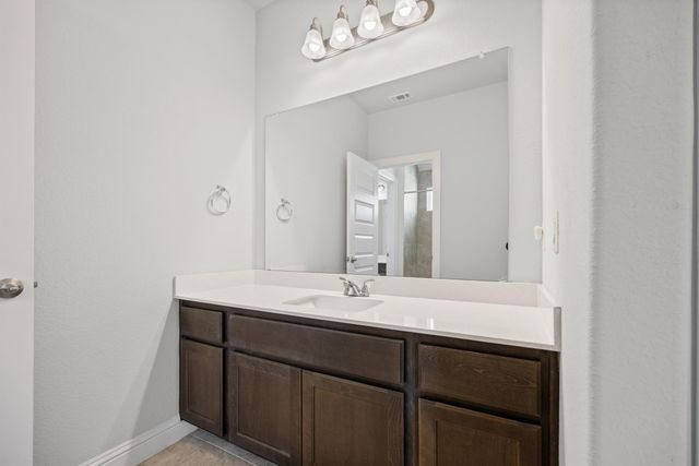 101 Stone Canyon DR, Georgetown, TX 78628