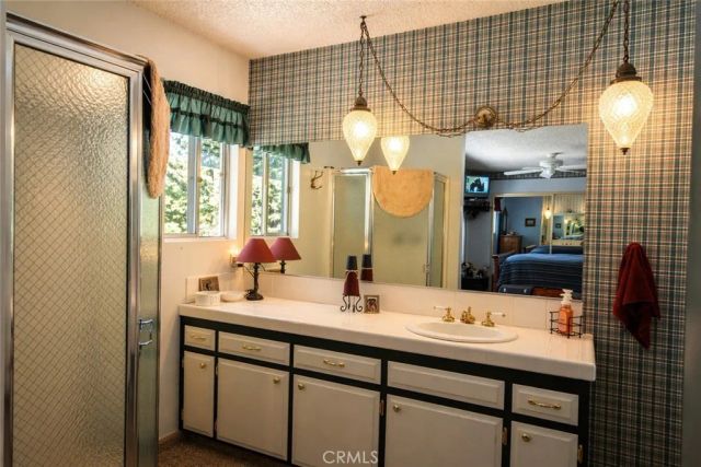 1962 Nob Hill, Running Springs, CA 92382