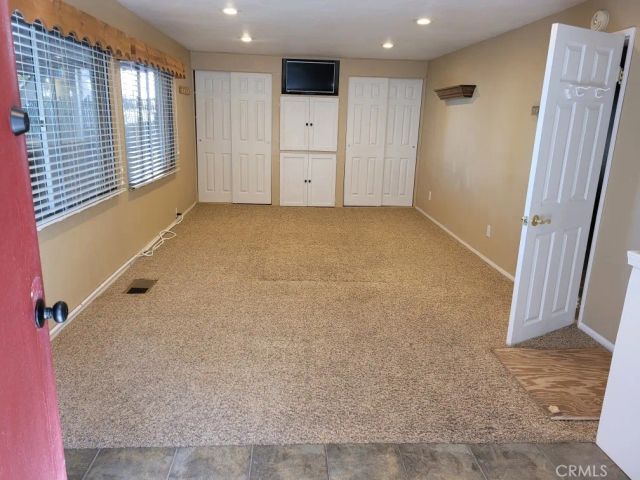 1962 Nob Hill, Running Springs, CA 92382