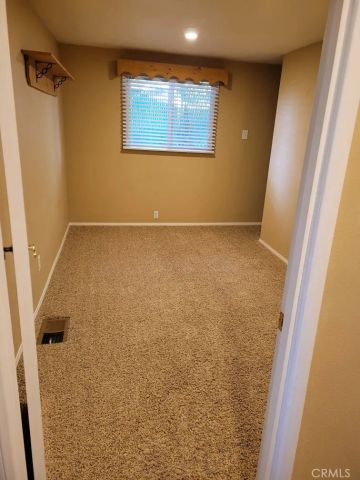 1962 Nob Hill, Running Springs, CA 92382
